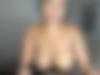 ebonydreamiin's Live Sex Cam Show