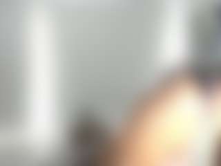 ebonydreamiin's Live Sex Cam Show