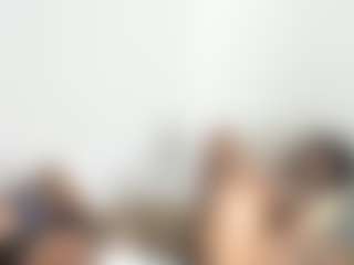 Live cam show with ebonydreamiin - Teen (18+) on Gym Cam Girls