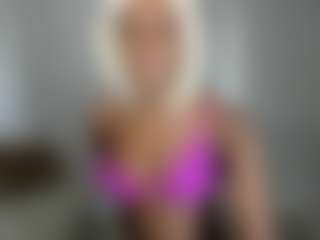 ebonydreamiin's Live Sex Cam Show