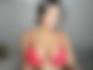 Live cam show with ebonydreamiin - Fit on StripNow