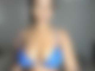 Live cam show with ebonydreamiin - Ebony on Camsoda | colombia