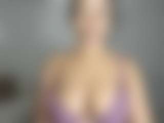 ebonydreamiin's Live Sex Cam Show