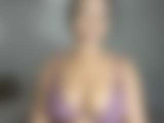 ebonydreamiin's Live Sex Cam Show