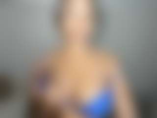 ebonydreamiin's Live Sex Cam Show