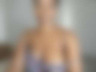 ebonydreamiin's Live Sex Cam Show