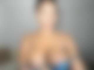 ebonydreamiin's Live Sex Cam Show