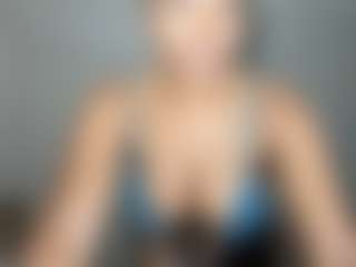 Live cam show with ebonydreamiin - Latina Teen (18+) on camwithhim.com | colombia