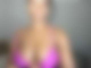 ebonydreamiin's Live Sex Cam Show