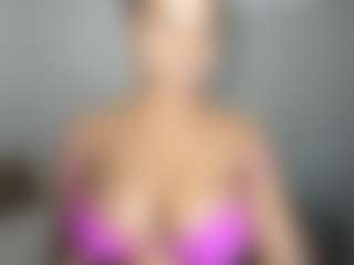ebonydreamiin's Live Sex Cam Show