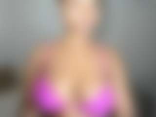 ebonydreamiin's Live Sex Cam Show