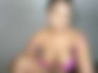 ebonydreamiin's Live Sex Cam Show