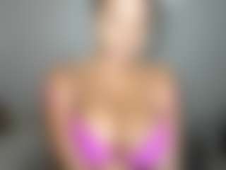 ebonydreamiin's Live Sex Cam Show