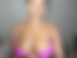 ebonydreamiin's Live Sex Cam Show