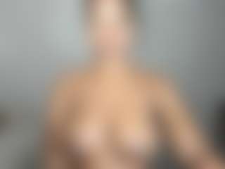 ebonydreamiin's Live Sex Cam Show