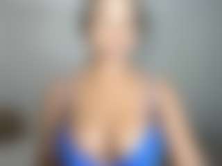 ebonydreamiin's Live Sex Cam Show