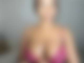 ebonydreamiin's Live Sex Cam Show