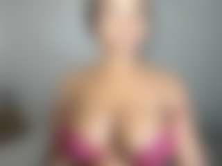 ebonydreamiin's Live Sex Cam Show