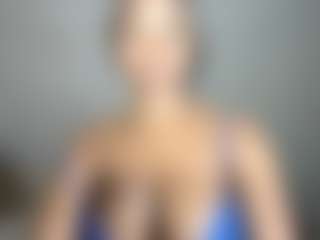 ebonydreamiin's Live Sex Cam Show