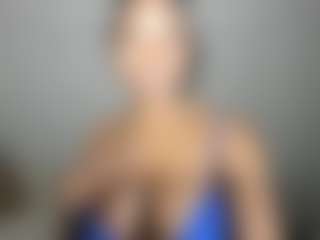ebonydreamiin's Live Sex Cam Show