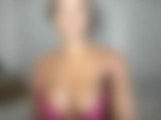 ebonydreamiin's Live Sex Cam Show