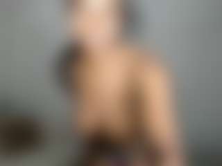 ebonydreamiin's Live Sex Cam Show