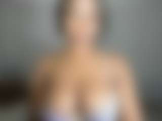 ebonydreamiin's Live Sex Cam Show