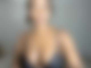 ebonydreamiin's Live Sex Cam Show