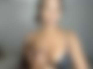 ebonydreamiin's Live Sex Cam Show