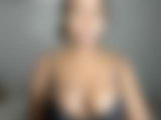 ebonydreamiin's Live Sex Cam Show
