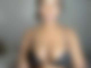 ebonydreamiin's Live Sex Cam Show