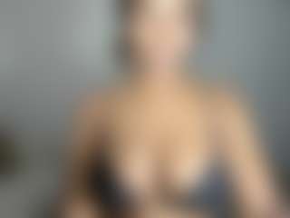 ebonydreamiin's Live Sex Cam Show