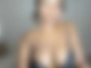 ebonydreamiin's Live Sex Cam Show