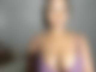 ebonydreamiin's Live Sex Cam Show