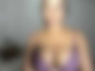ebonydreamiin's Live Sex Cam Show