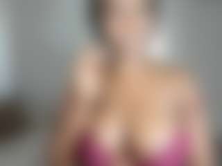 ebonydreamiin's Live Sex Cam Show