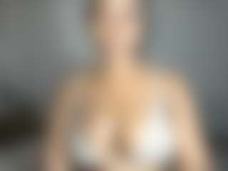 ebonydreamiin's Live Sex Cam Show