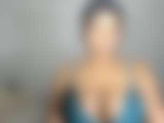 ebonydreamiin's Live Sex Cam Show