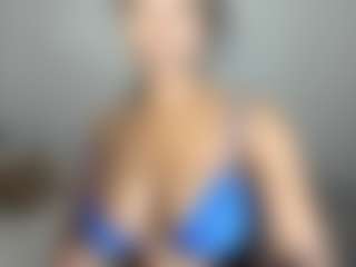 ebonydreamiin's Live Sex Cam Show