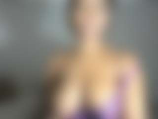 ebonydreamiin's Live Sex Cam Show