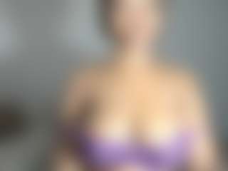 ebonydreamiin's Live Sex Cam Show