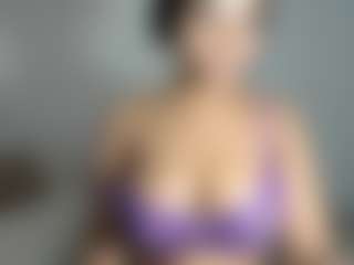 ebonydreamiin's Live Sex Cam Show