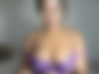 ebonydreamiin's Live Sex Cam Show