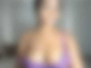 Live cam show with ebonydreamiin - Latina Teen (18+) on Camsoda | colombia