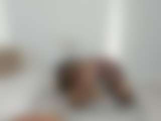ebonydreamiin's Live Sex Cam Show