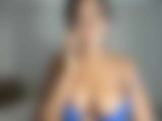 Live cam show with ebonydreamiin - Strip Latina on UwU Esports | colombia