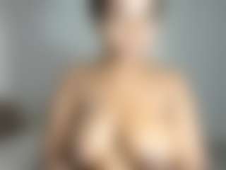 ebonydreamiin's Live Sex Cam Show