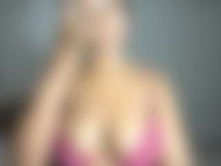 ebonydreamiin's Live Sex Cam Show