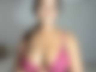 Live cam show with ebonydreamiin - HD Curvy on eurowanks.com