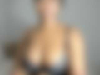 ebonydreamiin's Live Sex Cam Show